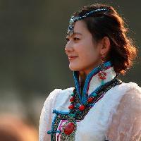 乌兰图雅《站在草原望北京》，马头琴伴奏，最美版本的分享者
